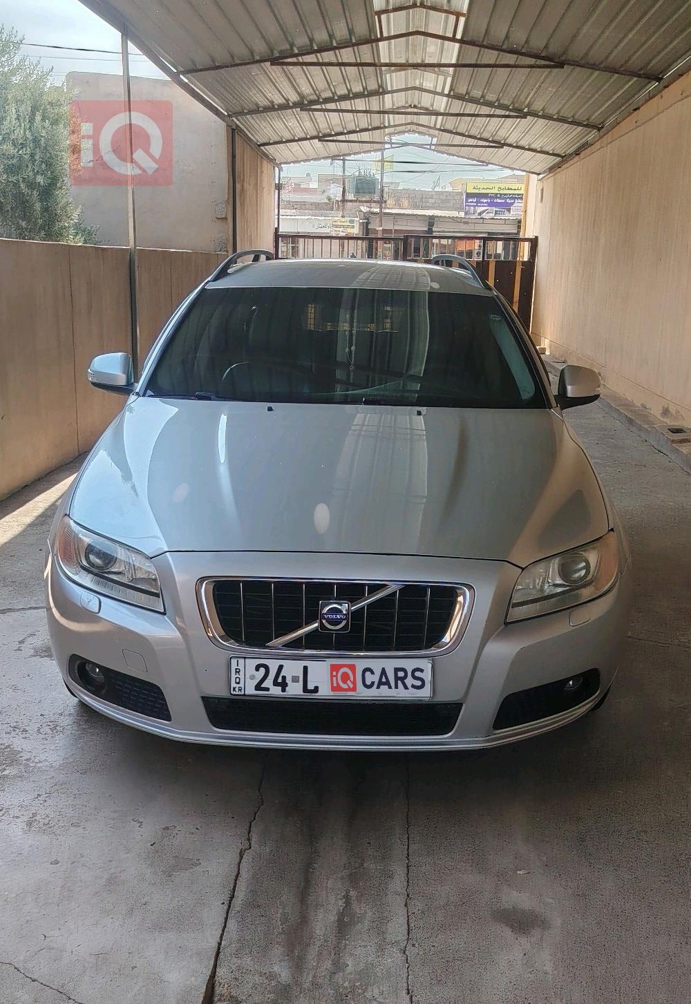 فولفو V70